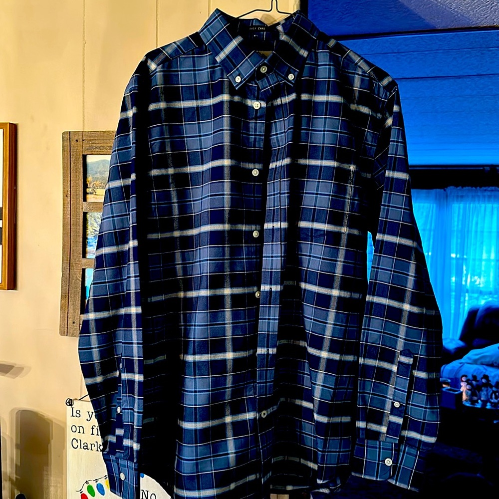 Men’s Blue Button Down Flannel